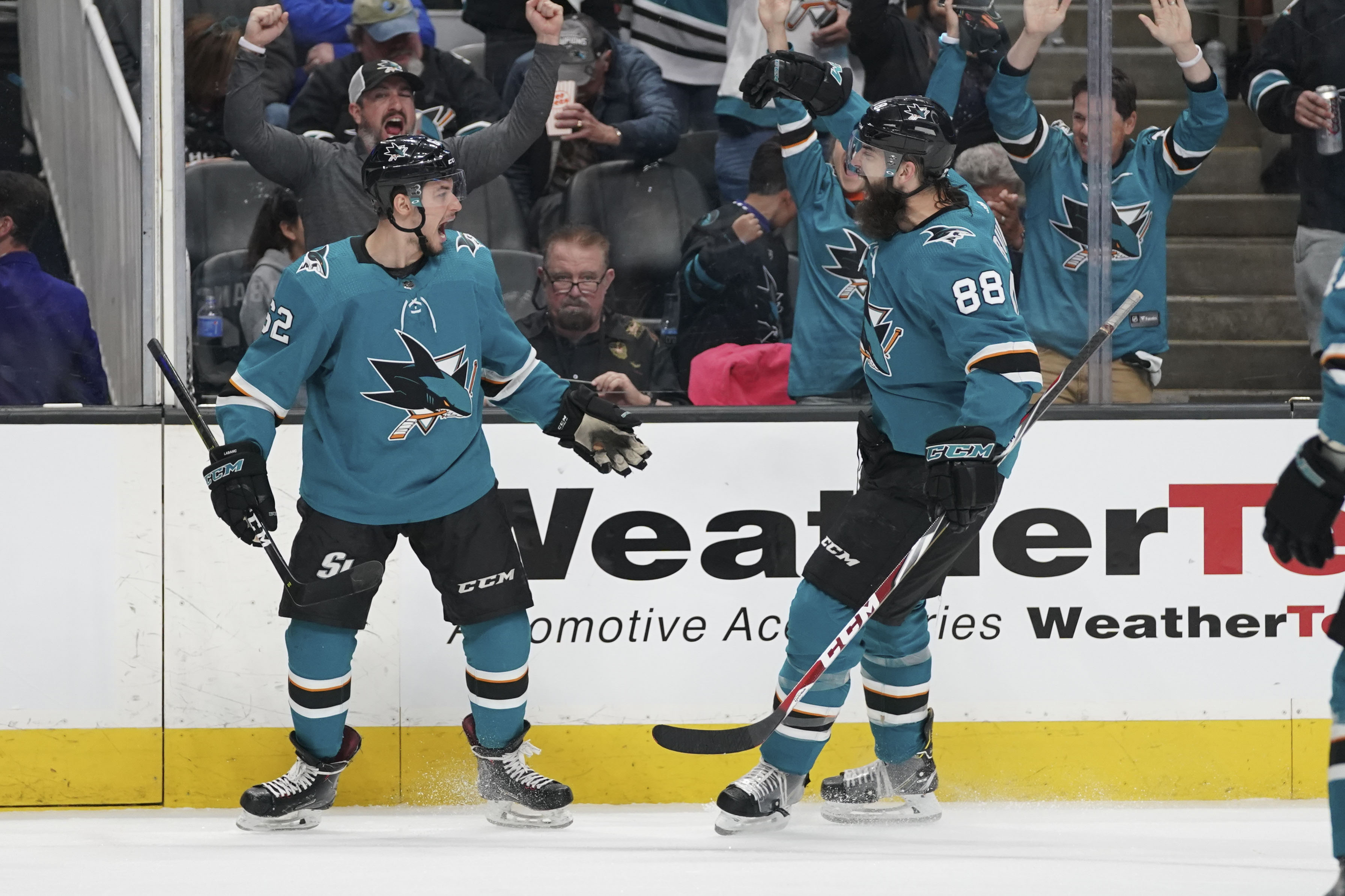 2019-05-12T020351Z_482798167_NOCID_RTRMADP_3_NHL-STANLEY-CUP-PLAYOFFS-ST-LOUIS-BLUES-AT-SAN-JOSE-SHARKS