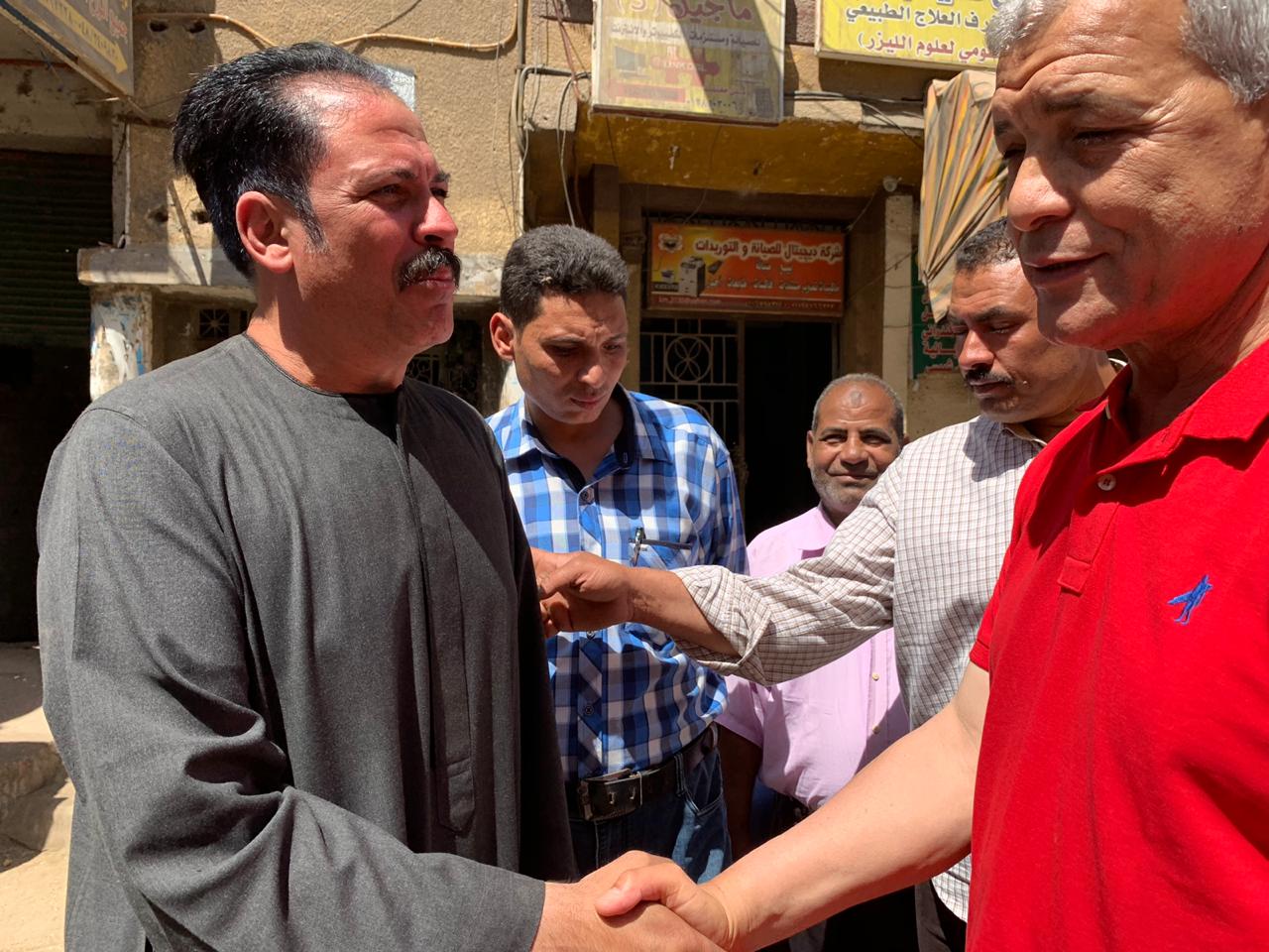 العمدة عبد الصمد زهران يرحب المحافظ العمدة عبد الصمد زهران يرحب المحافظ