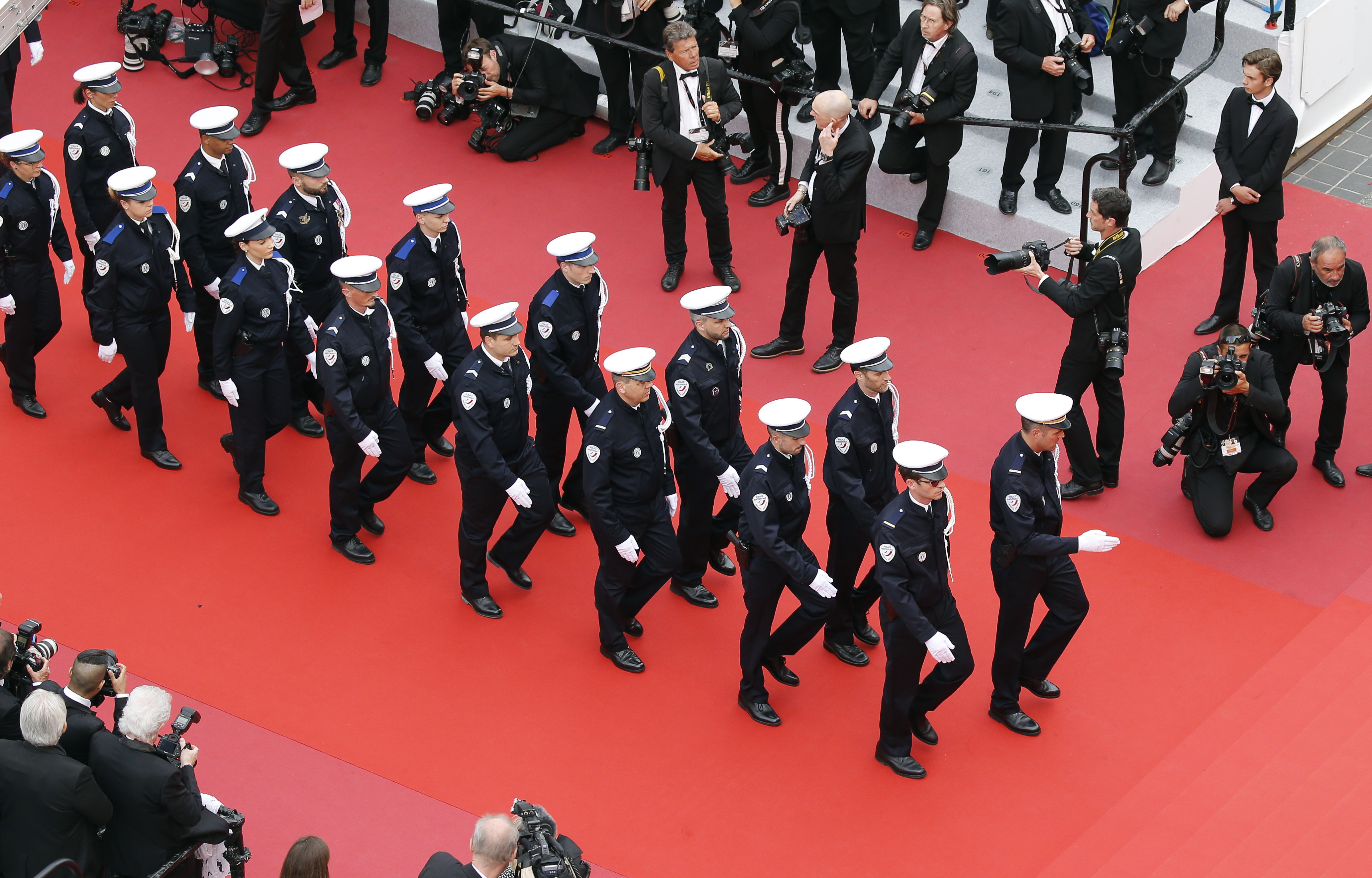 2019-05-14T154254Z_2105018075_UP1EF5E17NIWZ_RTRMADP_3_FILMFESTIVAL-CANNES-OPENING-CEREMONY