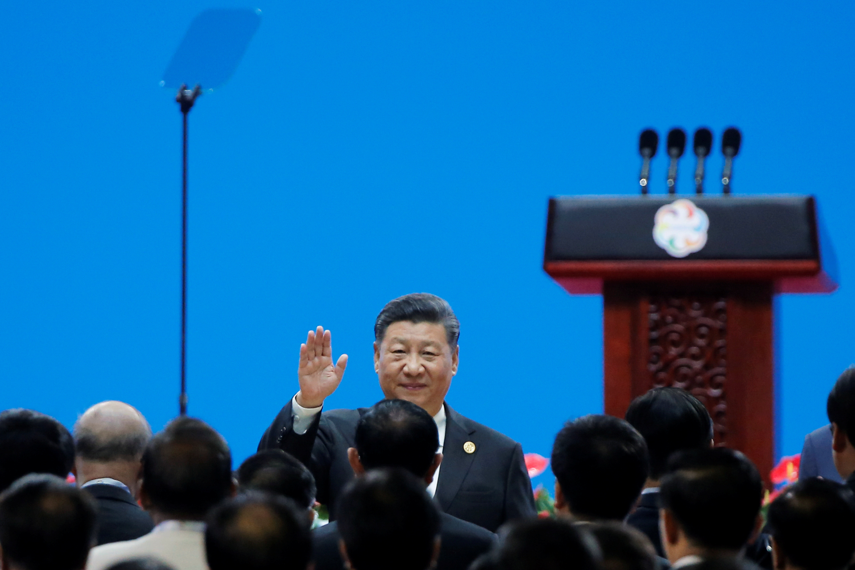 الرئيس الصينى يحيى الحضور فى مؤتمر حوار الحضارات
