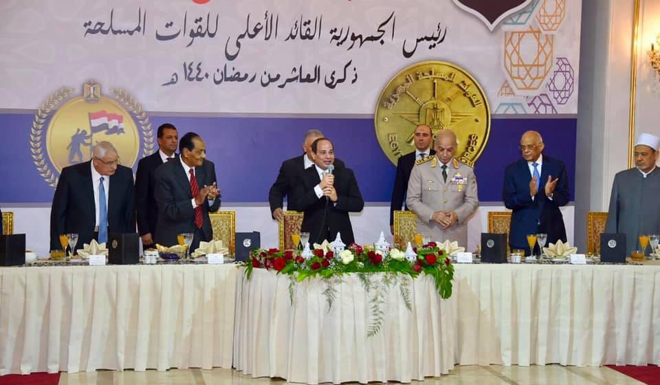 الرئيس السيسى يشارك فى حفل الإفطار السنوى للقوات المسلحة (3)