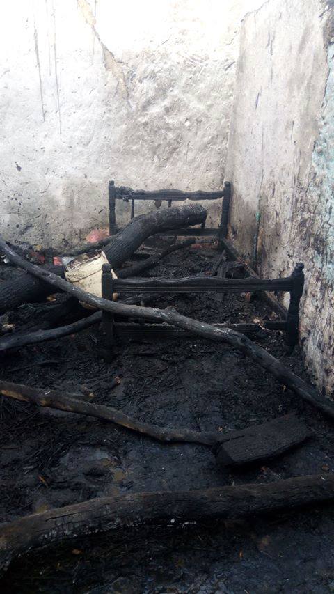 السيطرة علي حريق في منزل بنع مكي بمدينة إسنا دون مصابين (3)