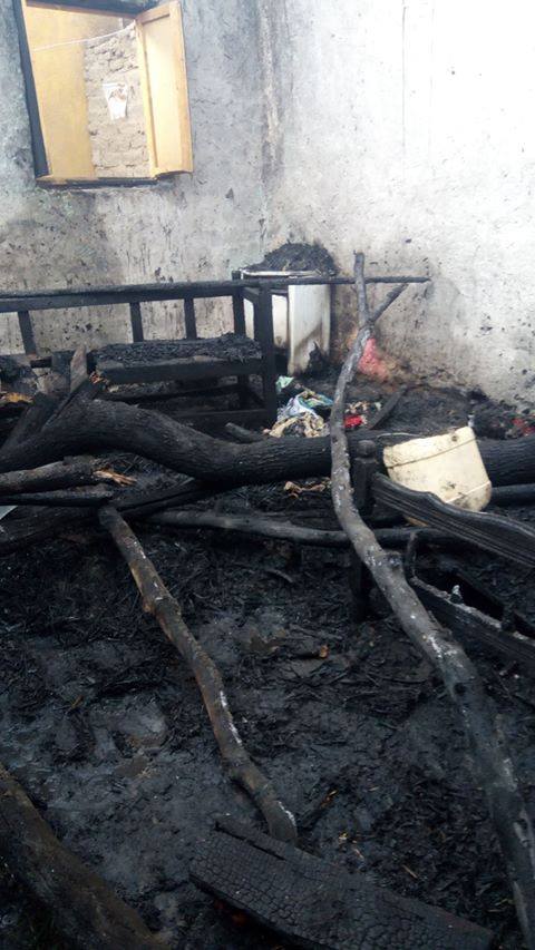 السيطرة علي حريق في منزل بنع مكي بمدينة إسنا دون مصابين (1)