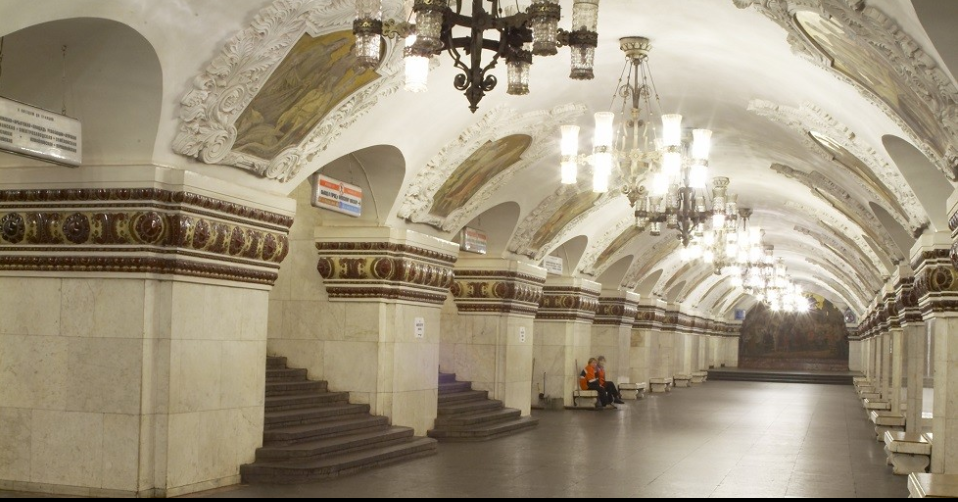 جمال مترو موسكو.