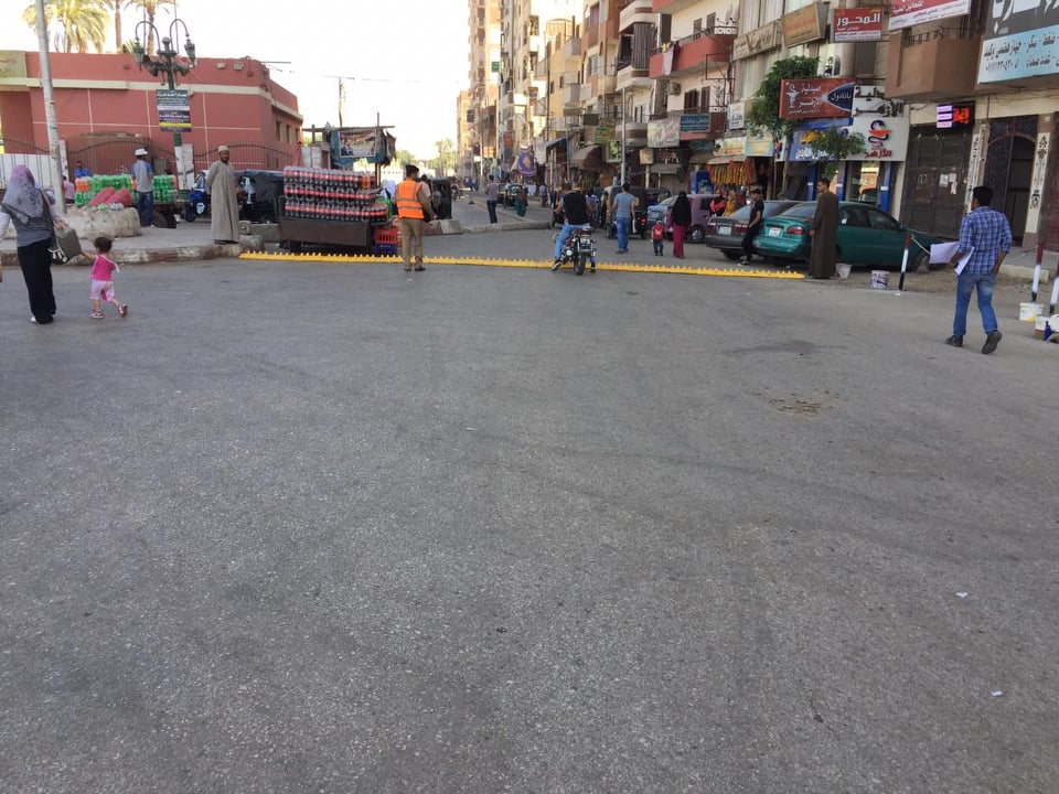 مطبات شوكية بشوارع أسيوط (3)