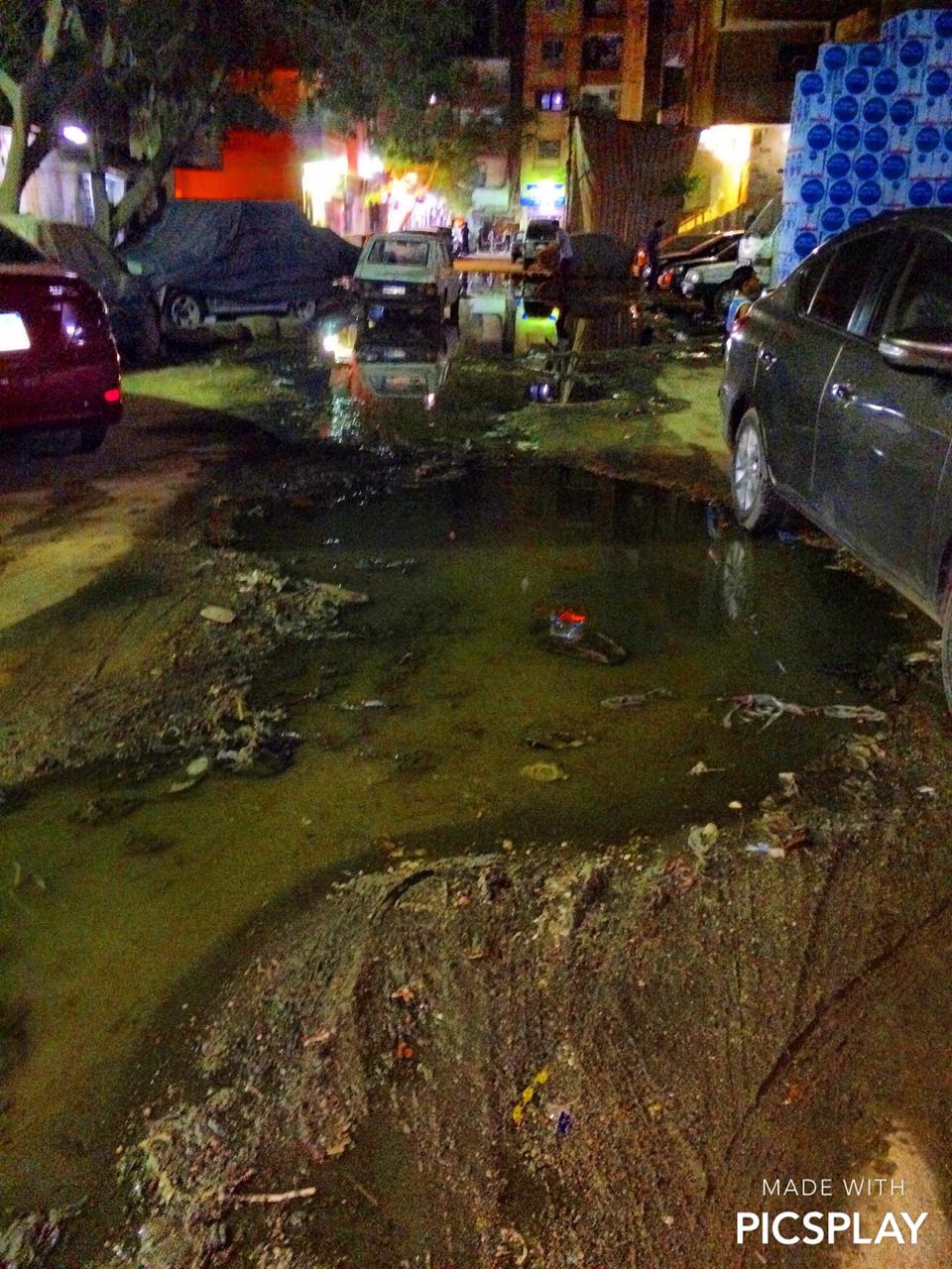 مياه الصرف تحاصر 3 شوارع بمنطقة الأندلس بالهرم