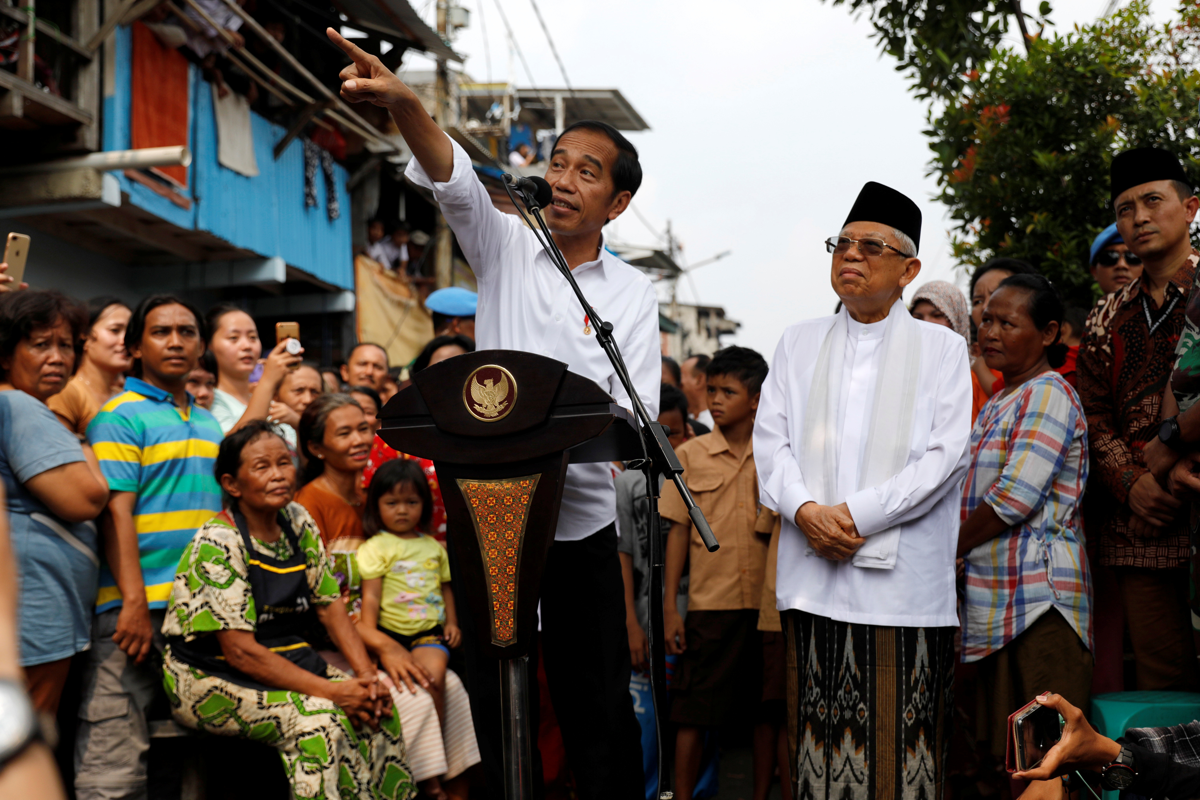 معروف أمين مع الرئيس الإندونيسى