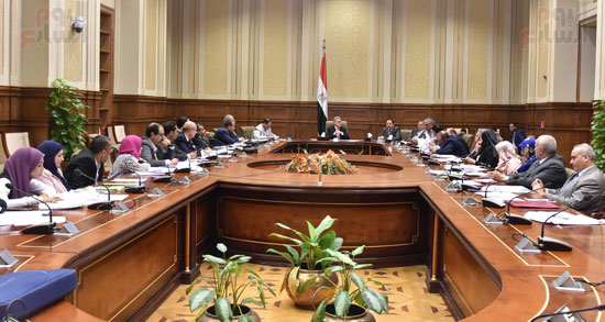 اجتماع لجنة الإدارة المحلية (2)