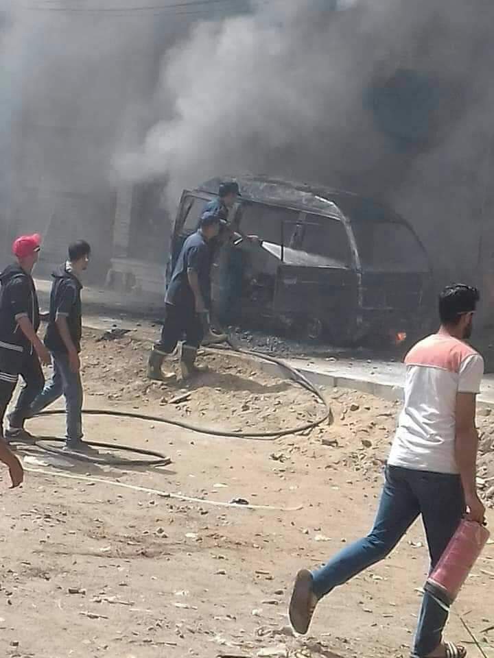 السيطرة على حريق سيارة بمنطقة كفر الجزار فى بنها (2)