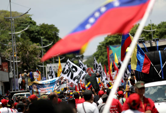 احتفالات بالذكرى السنوية الأولى لإعادة انتخاب مادورو رئيسا لفنزويلا (2)