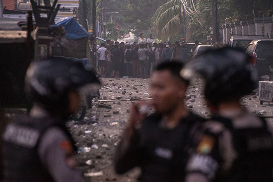 الشرطة الإندونيسية تسيطر على الأوضاع