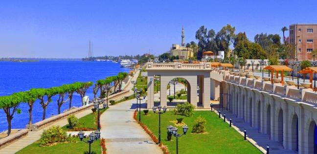 محافظة الأقصر تخطط لإستغلال 3 حدائق و87 بازار بالممشي السياحي بكورنيش النيل (3)