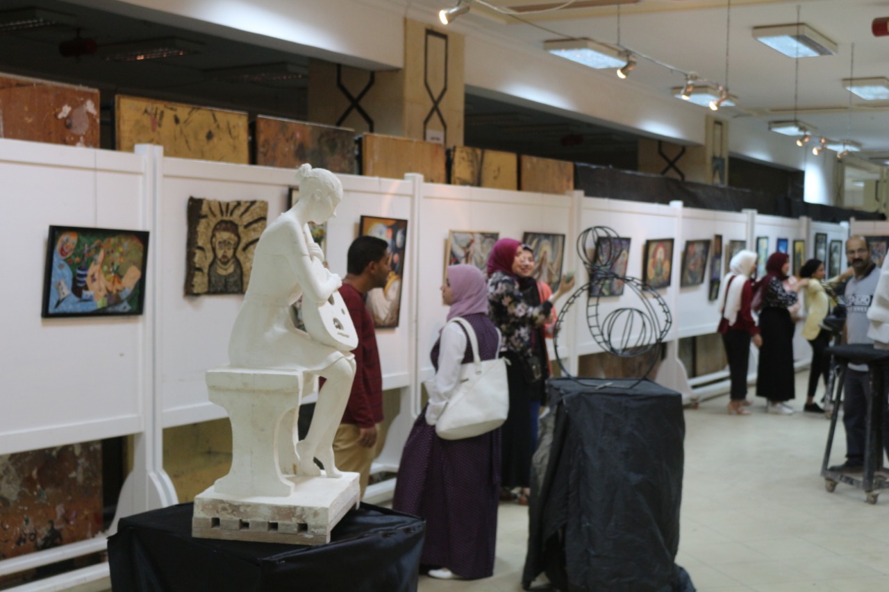 معرض كلية الفنون الجميلة بجامعة المنصورة (1)