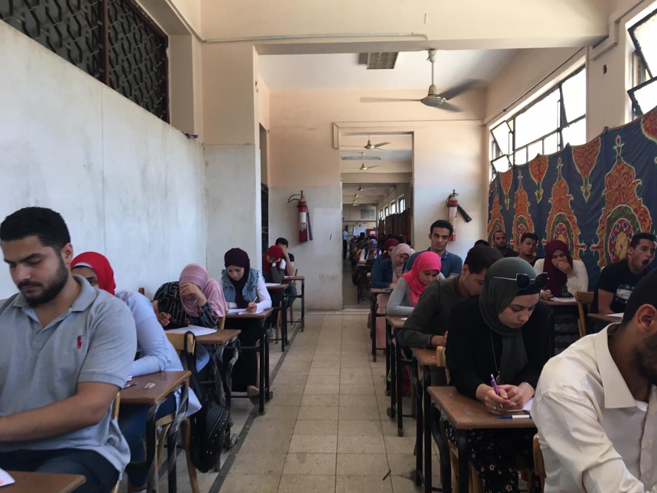 انتظام امتحانات نهاية العام بجامعة عين شمس  (3)