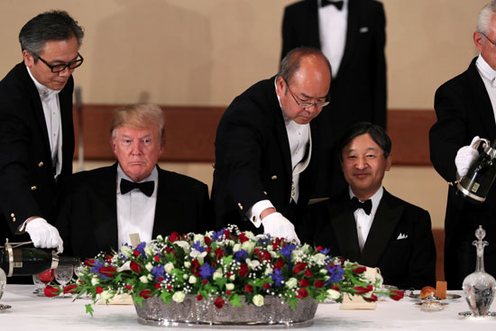 مأدبة عشاء رسمية بين الإمبراطور اليابانى ودونالد ترامب (9)