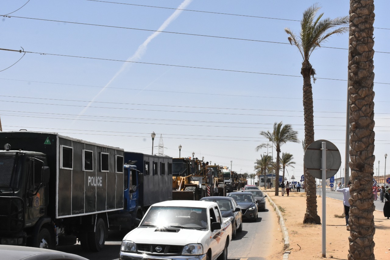 جهاز القاهرة الجديدة يسترد قطعة أرض بقيمة مليار جنيه  (17)