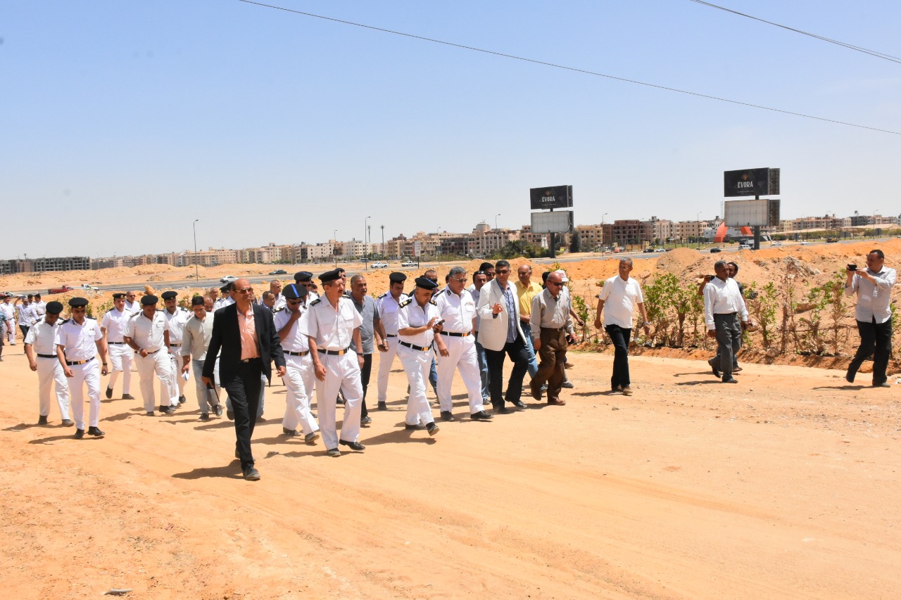 جهاز القاهرة الجديدة يسترد قطعة أرض بقيمة مليار جنيه  (18)