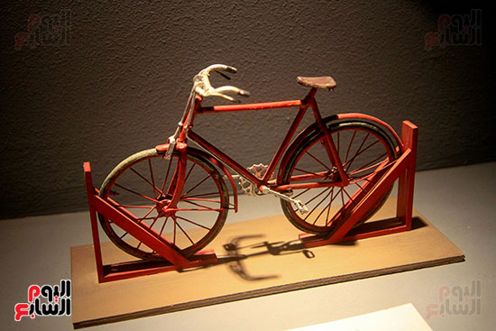 نموذج-لدراجة-ساعى-البريد