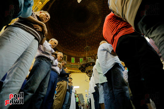 صلاة التراويح بمسجد مصطفى محمود فى العشر الأواخر من رمضان (24)