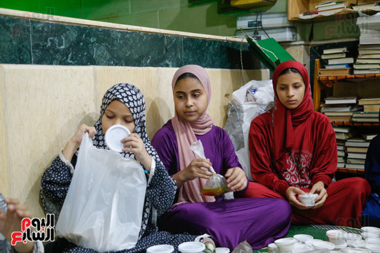 توزيع وجبات رمضان (18)