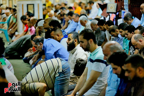 صلاة التراويح بمسجد مصطفى محمود فى العشر الأواخر من رمضان (11)