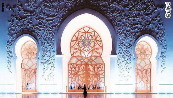 بوابات مسجد الشيخ زايد فى الإمارات