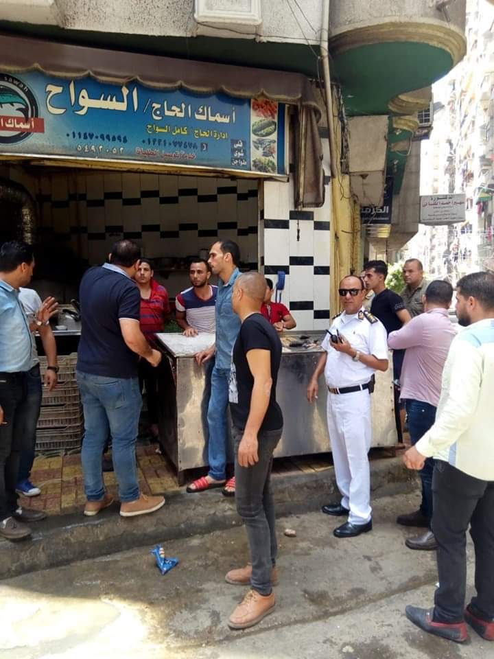 شرطة المرافق بالإسكندرية تشن حملة مكبرة على المنتزة (2)