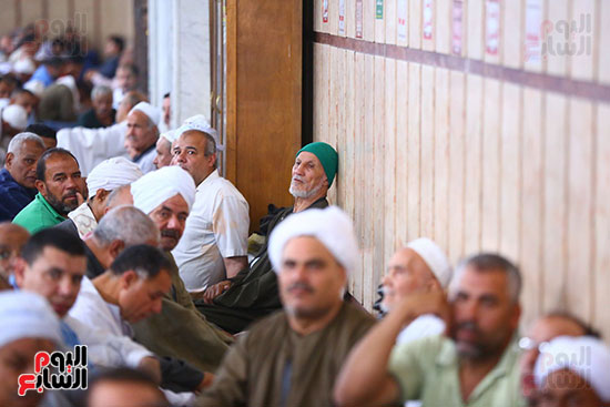 مصطفى مدبولى يحضر صلاة الجمعة الأخير بمسجد الحسين (43)