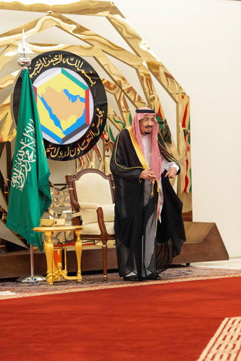 العاهل السعودى يستقبل قادة دول الخليج