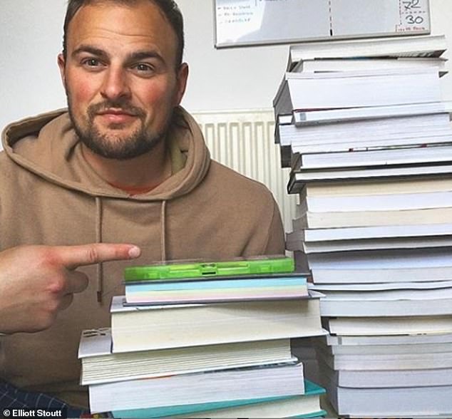 مدرس يبيع الكتب على الأنترنت ويحقق 42 ألف دولار سنويا (1)