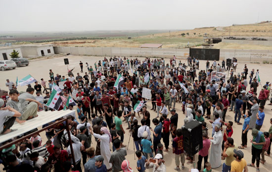 احتجاجات فى سوريا ضد غلق الحدود