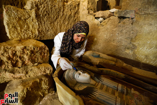 اكتشاف مقبرة لكاهنين من عصر الدولة القديمة فى الهرم (13)