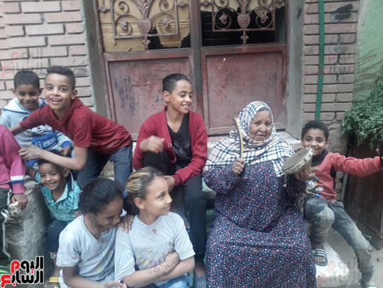 الحاجة-زينب-أقدم-مسحراتية-بمحافظة-قنا-(5)