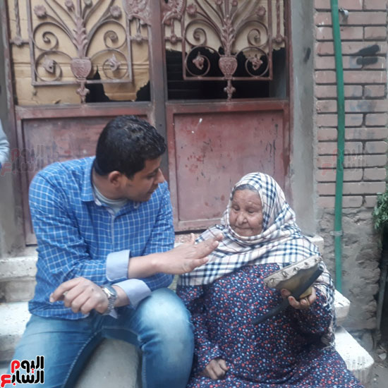 الحاجة-زينب-أقدم-مسحراتية-بمحافظة-قنا-(6)