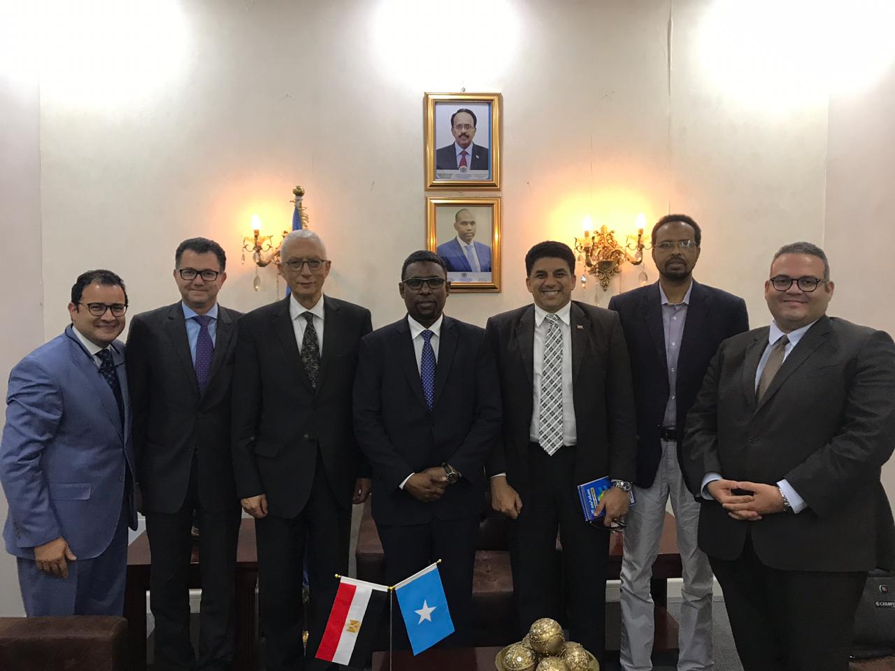 زيارة السفير حمدى سند لوزا نائب وزير الخارجية للشئون الأفريقية إلى الصومال (5)