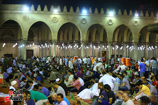 صلاة التراويح فى مسجد عمرو بن العاص (4)