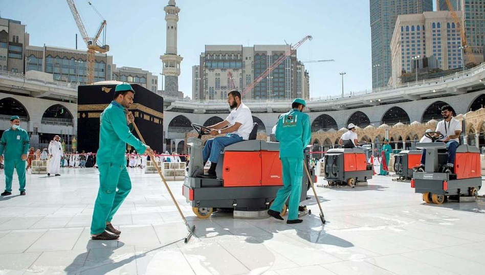 تنظيف المسجد الحرام فى شهر رمضان