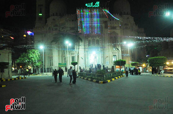 ساحة أبو العباس أشهر الساحات لتجمع بعد الفطار بالإسكندرية  (7)
