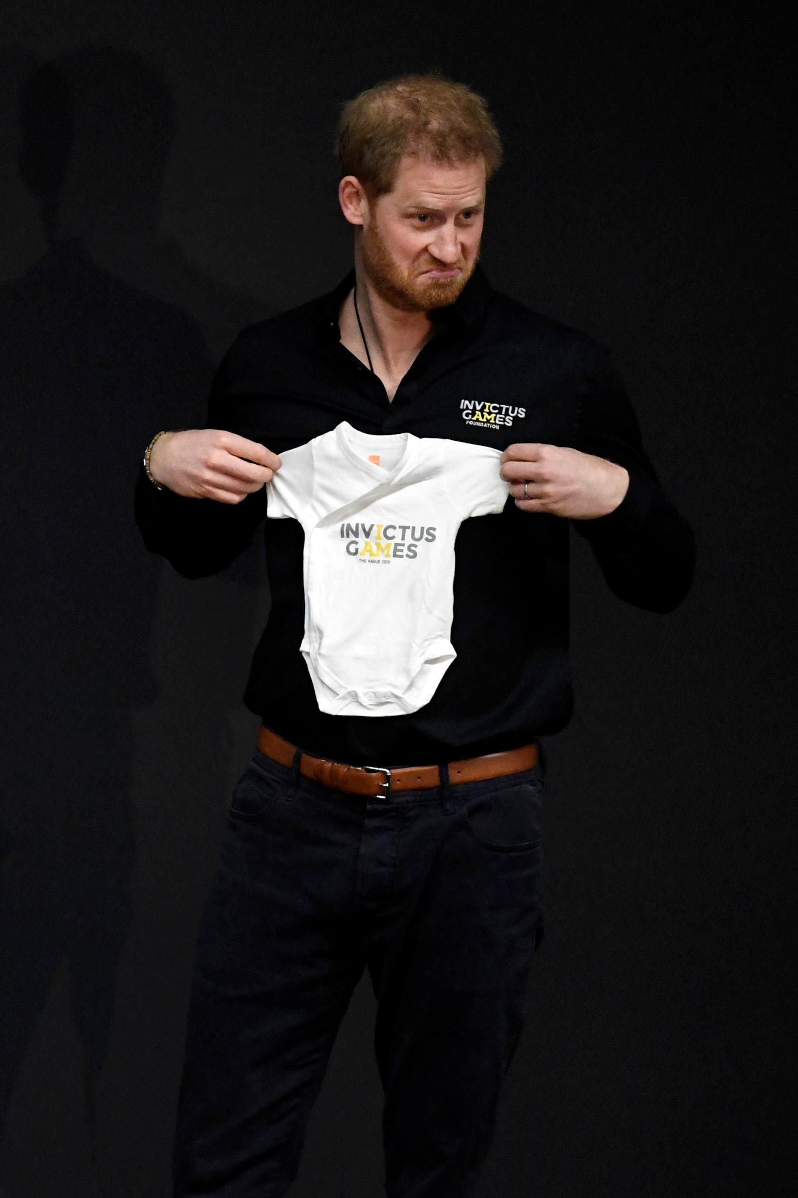 الأمير هارى يحمل السالوبت (6)