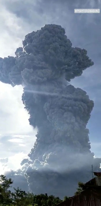 بركان سومطرة (1)