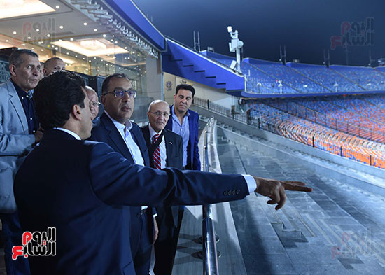 رئيس الوزراء يتابع الترتيبات النهائية فى استاد القاهرة قبل كأس أمم أفريقيا (7)