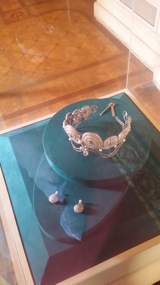 مقتنيات متحف المجوهرات الملكية (17)