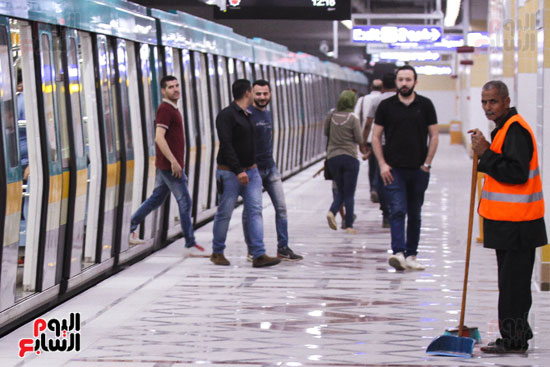 افتتاح محطة مترو الأهرام (40)