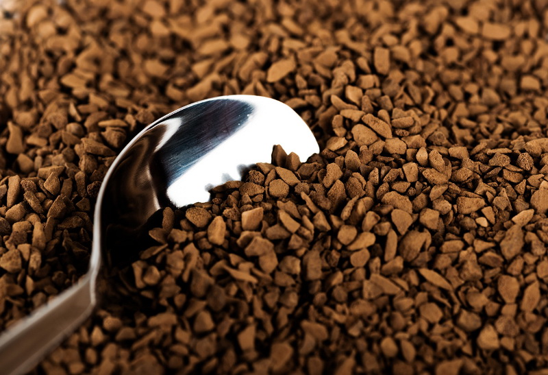 الاثار السلبية للقهوة السريعة