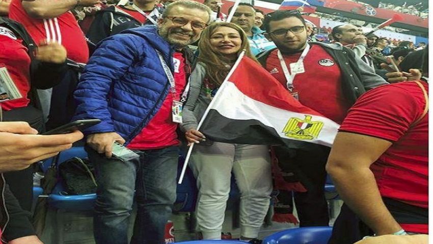 شريف منير وليلى علوى فى روسيا لدعم منتخب مصر فى كاس العالم