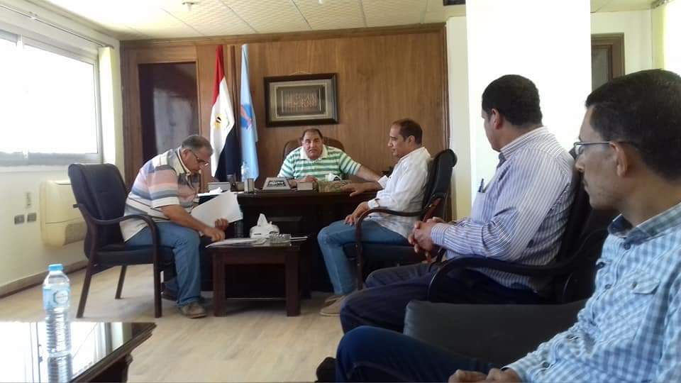 لقاء رئيس مدينة مرسي علم مع لجنة الموارد المائية  (2)