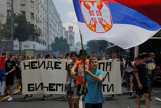 طلاب يتظاهرون فى صربيا بعد تسريب الامتحانات