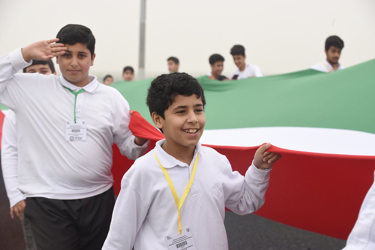 الكويت تنضم لـجينيس بأطول علم فى العالم