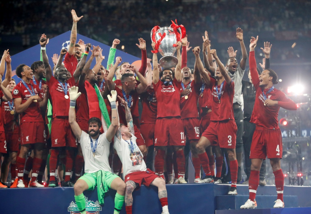 ليفربول يتوج بلقب دوري أبطال أوروبا (10)