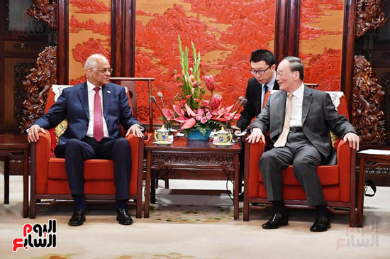 على عبدالعال يلتقى بوانغ تشي شان نائب الرئيس الصينى (3)